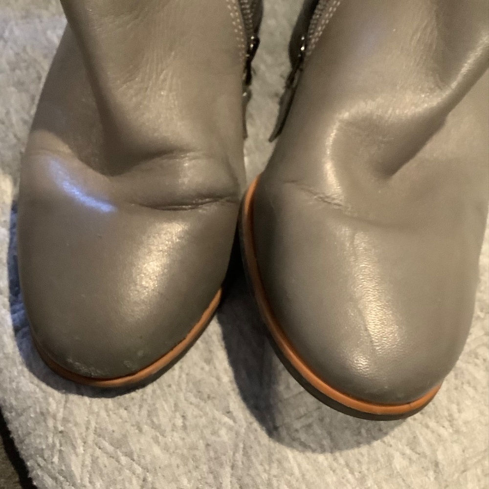 Grey Leather Boots Size 8.5 - Picture 2 of 6